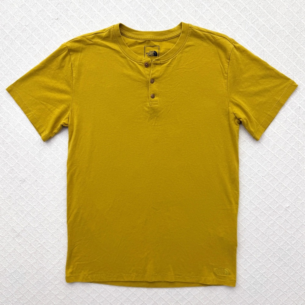 The North Face Terrain Short Sleeve Henley Mustard Yellow Shirt Mens S